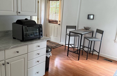 Florence House | Quaint 2-bedroom house minutes from Downtown Florence