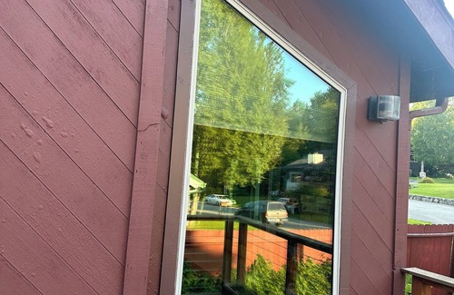 Old Seward - Oceanview House | Quaint 3-bedroom house in Anchorage