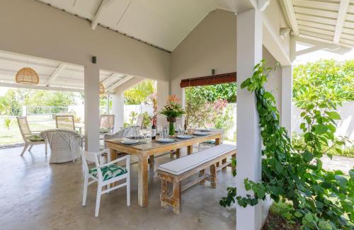Grand Gaube House | Quaint 4BDR villa with pool in Grand Gaube