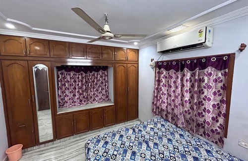 Visakhapatnam House | Quaint 9-bedroom bungalow with WiFi, AC in Visakhapatnam