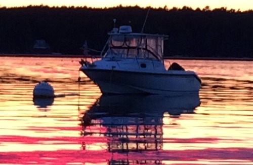 East Boothbay Condo | Quaint and comfy Condo With Over 400 Feet Of Salt Water Frontage On Linekin Bay
