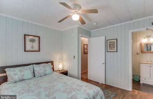 Rehoboth by the Sea House | Quaint Beach Block Cottage, 100 steps to the beach