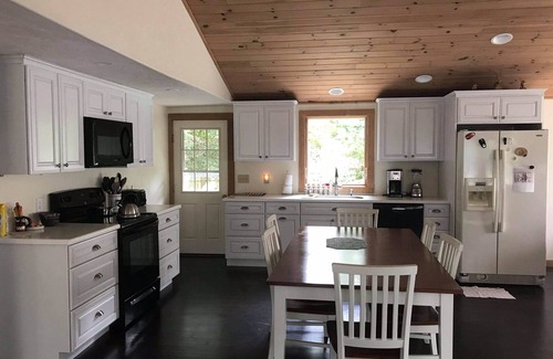 Orleans House | Quaint Cape Near Beaches And Centrally Located