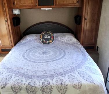 Aguanga House | Quaint Caravan Amazing for a Glamping Experience and Hiking in Temecula, California