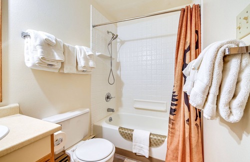 Cooper Landing Apartment | Quaint Cooper Landing Apt: Half Mi to Boating!