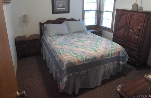 Fergus Falls Cottage | Quaint Cottage on Swan Lake