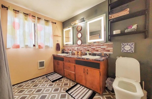 Cottage Grove Apartment | Quaint, Cozy, Condo, in Cottage Grove
