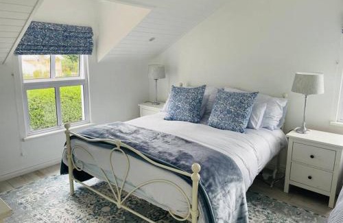 Nottingham Road Apartment | Quaint Gowrie Village Apartment