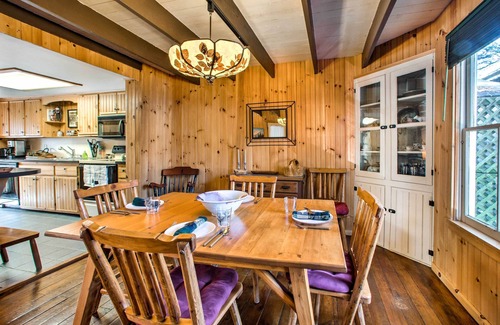 Mount Gretna Heights Cottage | Quaint 'Gretna Getaway' Cottage w/Screened Porch!