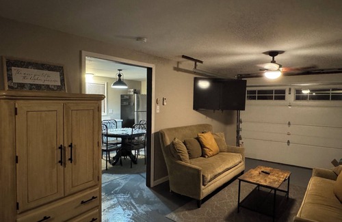Lynchburg Apartment | Quaint Guesthouse near Liberty in Lynchburg
