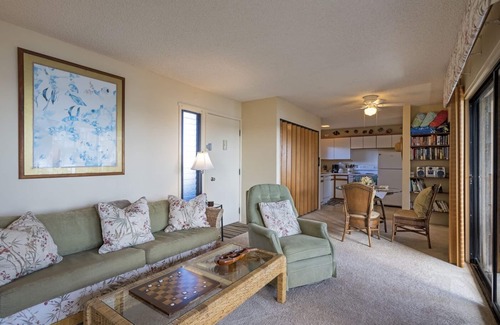 Princeville Condo | Quaint Island Home w/Tons of Personality & Awesome Oceanfront Location