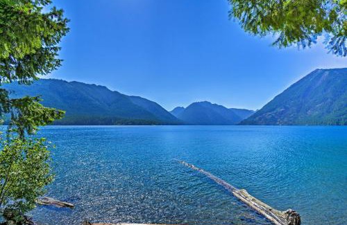 Hoodsport House | Quaint Lake Cushman Cottage with Private Access!