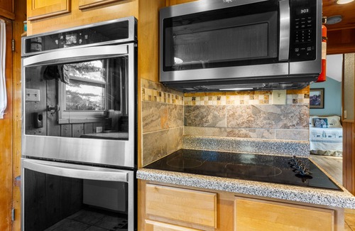Estes Park Cabin | Quaint Mountain Cabin with Amazing Views- Approval # 20-NCC0050