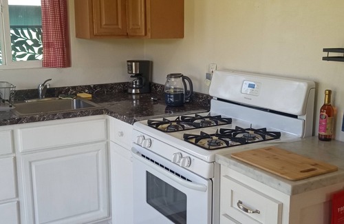 Upper Lake Apartment | Quaint pet friendly studio with AC and WiFi on a 20 acre parcel in Upper Lake