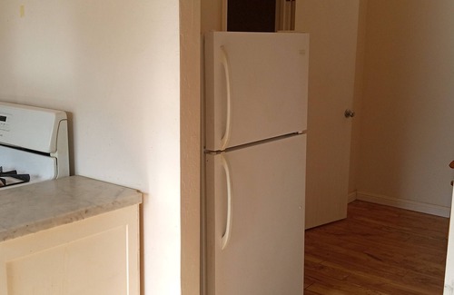 Upper Lake Apartment | Quaint pet friendly studio with AC and WiFi on a 20 acre parcel in Upper Lake