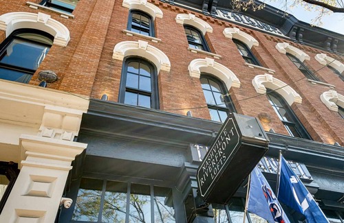 Downtown Nashville Apartment | Quaint Retreat for 2, Heart of DT, Near Broadway!