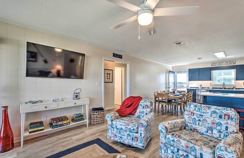 Topsail Beach House | Quaint 'Sand Dollar Sandbar' - Walk to Beach!