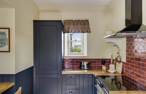 Huntly Cottage | Quaint Scottish Estate Cottage with Valley View and Hot Tub