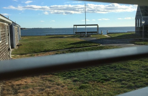 Wellfleet Cottage | Quaint Wellfleeter Cottage on Mayo Beach with 400 feet of private beach