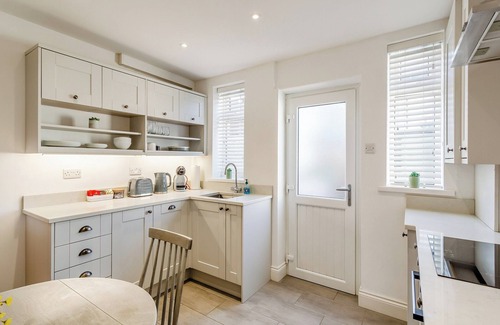 Harrogate Cottage | Quaint Yorkshire retreat, perfect for couples, friends, or small families.
