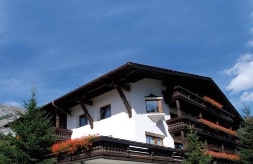 Sankt Anton am Arlberg Bed & Breakfast | Quality Hosts Arlberg - AFOCH FEI - das Landhaus