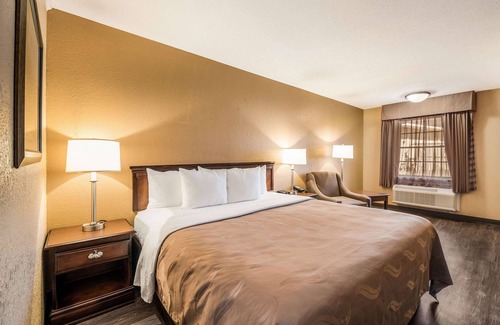 Caddo Valley Hotel | Quality Inn Arkadelphia - University Area