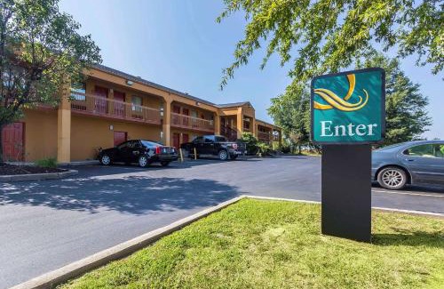 Charleston Hotel | Quality Inn Charleston - Sikeston