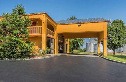 Charleston Hotel | Quality Inn Charleston - Sikeston