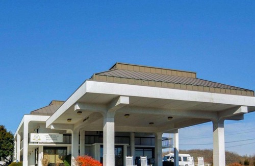 Christiansburg Hotel | Quality Inn Christiansburg - Blacksburg