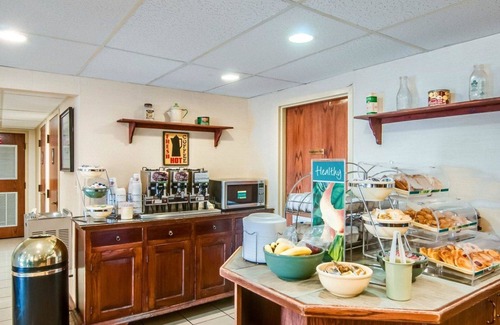 Christiansburg Hotel | Quality Inn Christiansburg - Blacksburg