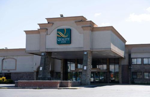 Somerset Hotel | Quality Inn & Conference Center