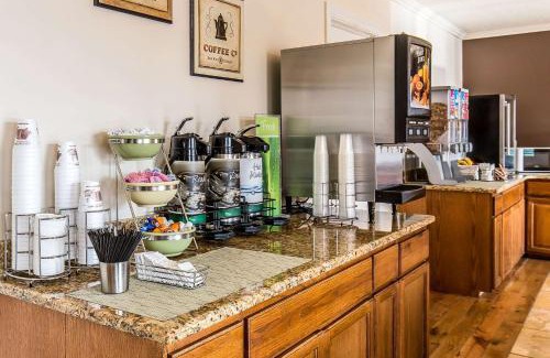Evanston Hotel | Quality Inn Evanston near Wyoming Downs