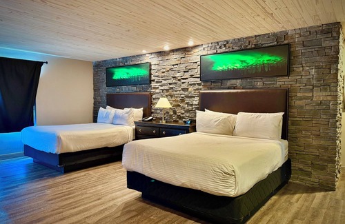 Rainy River District Hotel | Quality Inn Fort Frances
