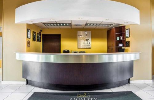 Guide Meridian Hotel | Quality Inn Grand Suites Bellingham