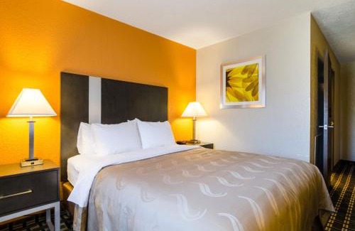 Great Bend Hotel | Quality Inn Great Bend