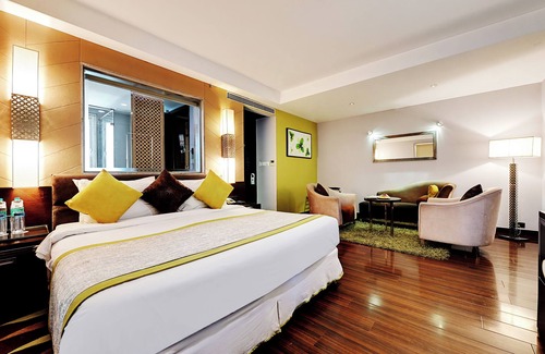 Sector 14 Hotel | Quality Inn Gurgaon
