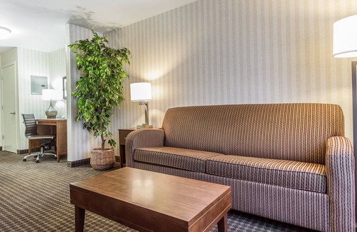 Half Moon Bay Hotel | Quality Inn Half Moon Bay/Miramar Beach