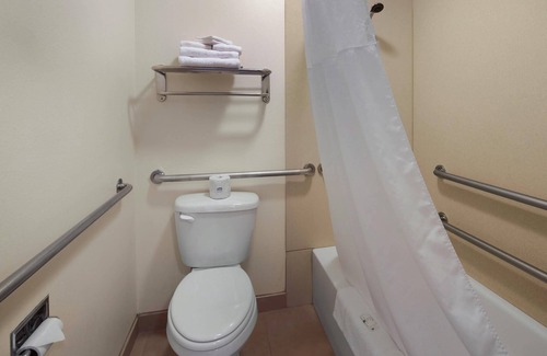 Kenai Hotel | Quality Inn Kenai
