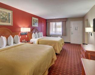 Marshall Hotel | Quality Inn Marshall