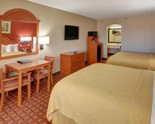 Marshall Hotel | Quality Inn Marshall