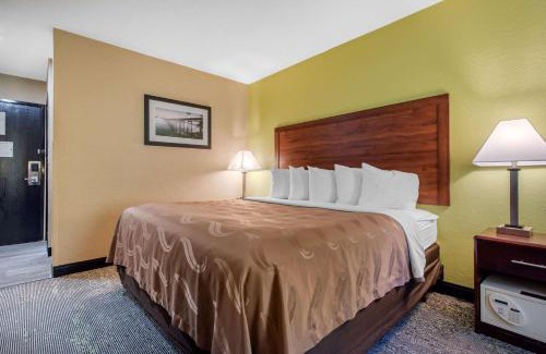 Morgantown Hotel | Quality Inn Morgantown
