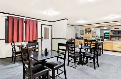 Mount Vernon Hotel | Quality Inn Mount Vernon