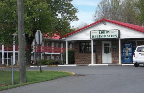 Fayetteville Hotel | Quality Inn New River Gorge