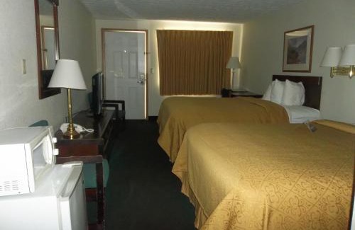 Fayetteville Hotel | Quality Inn New River Gorge
