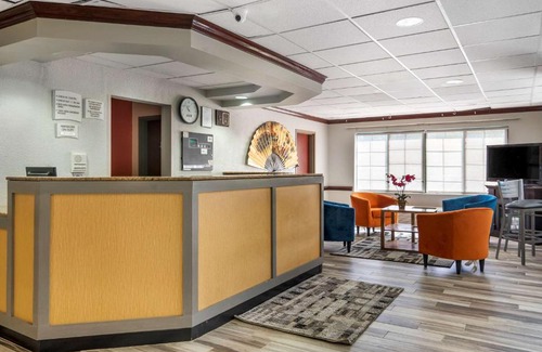 Overland Park Hotel | Quality Inn Overland Park Kansas City
