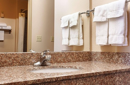 Perryton Hotel | Quality Inn Perryton