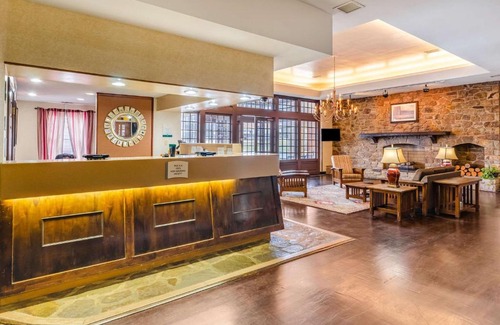 Radford Hotel | Quality Inn Radford-West Blacksburg I-81