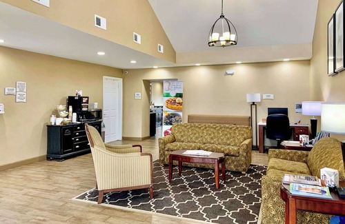 Seneca Hotel | Quality Inn Seneca Clemson Area US-123