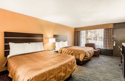 South Boston Hotel | Quality Inn South Boston - Danville East