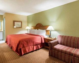 South Hill Hotel | Quality Inn South Hill I-85